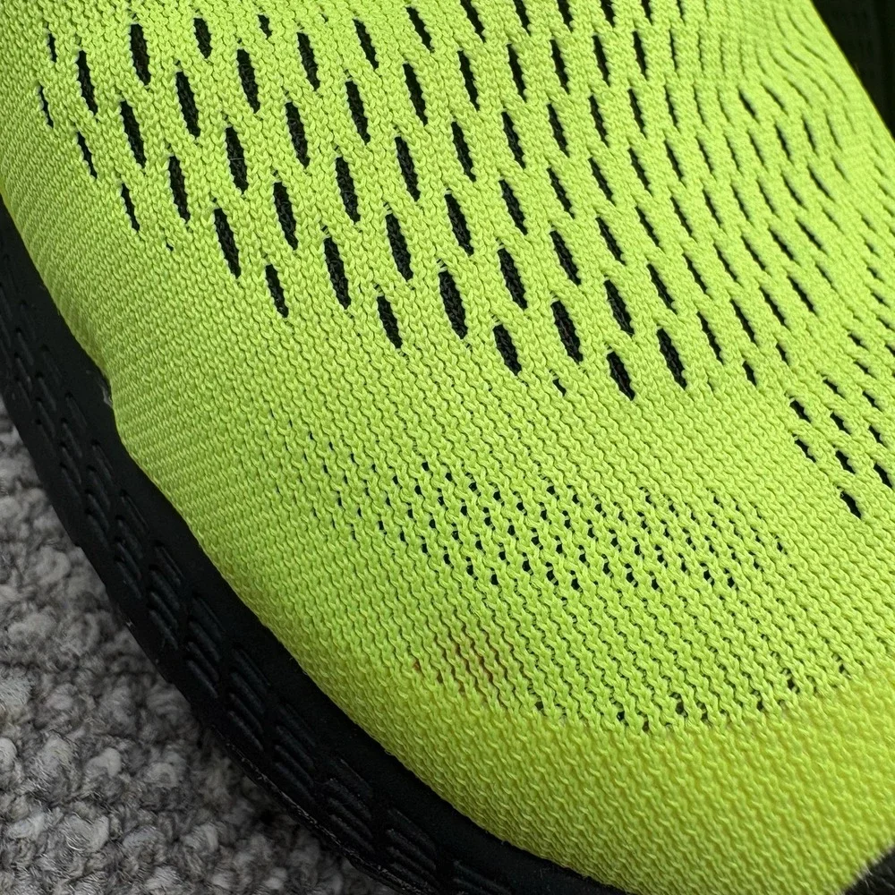 Nike Zoom Pegasus 31 652925-700 Mens‎ 11.5 Running Shoes Volt Black Mesh Sneaker